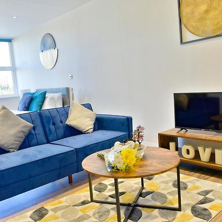 Stunning Apartment Near Citycentre & Oracle Reading Kültér fotó