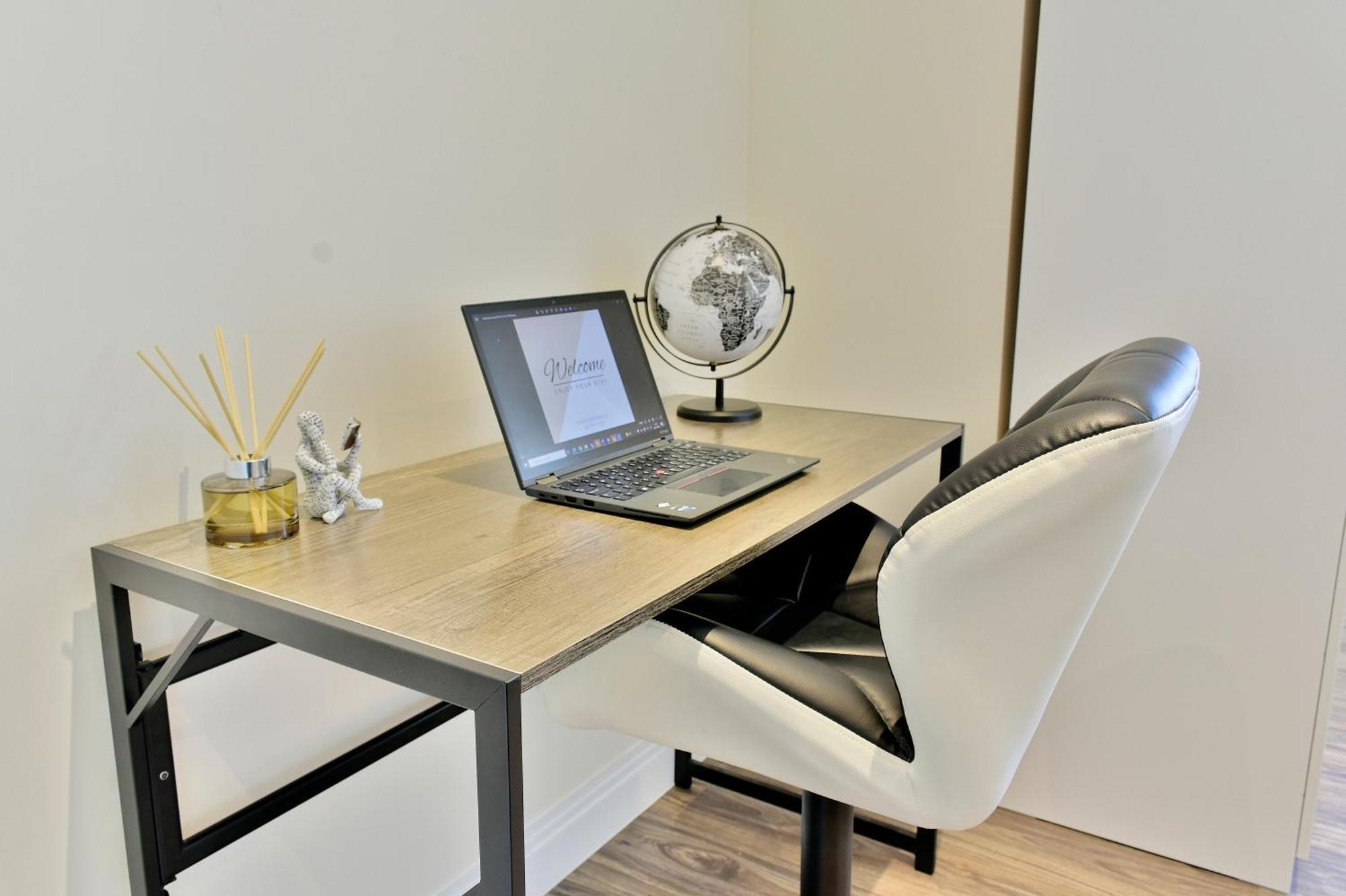 Stunning Apartment Near Citycentre & Oracle Reading Kültér fotó